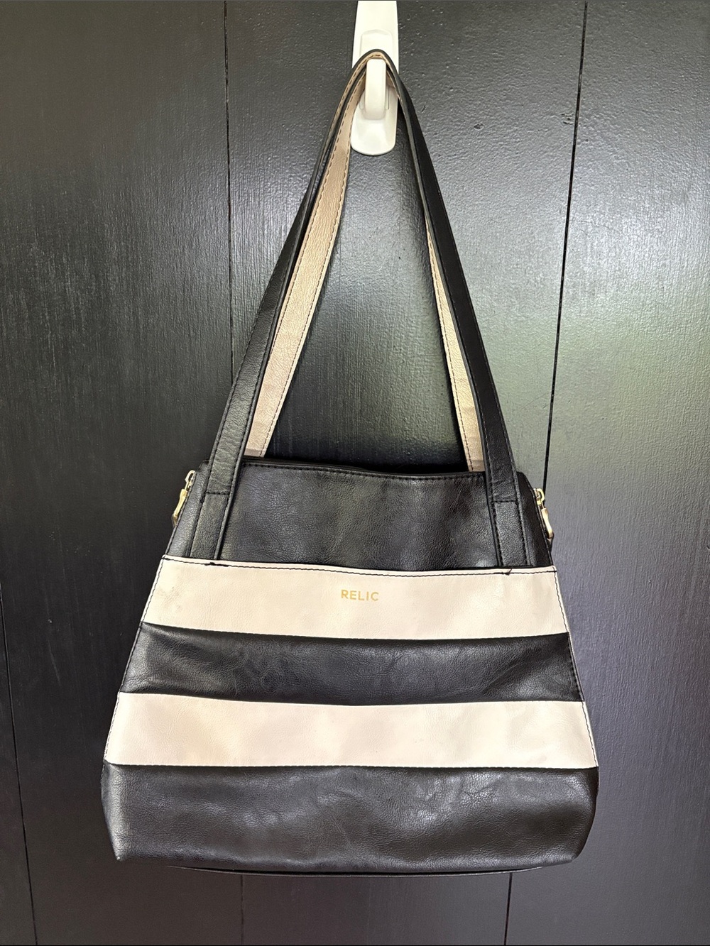 👜 Relic Convertible Side Zipper Shoulder Bag. Black and White Stripes.